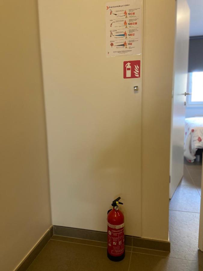 אוסטנדה Moderne Appartement Aan Zee מראה חיצוני תמונה